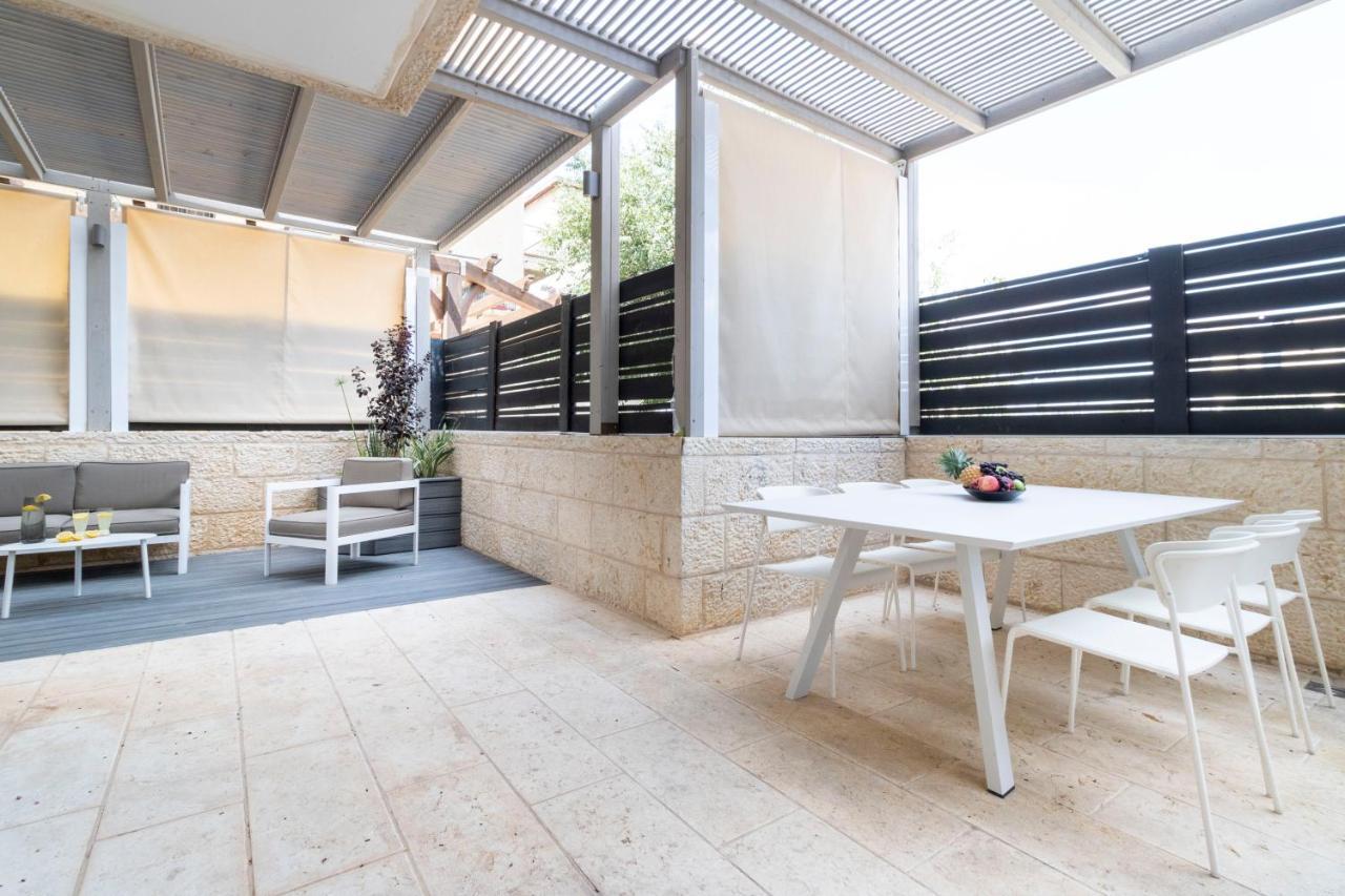 The Haneviim Suites - Isrentals Jerusalem Ngoại thất bức ảnh