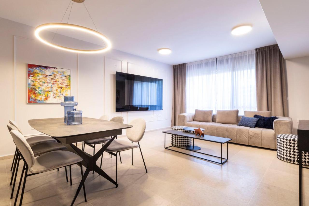 The Haneviim Suites - Isrentals Jerusalem Ngoại thất bức ảnh